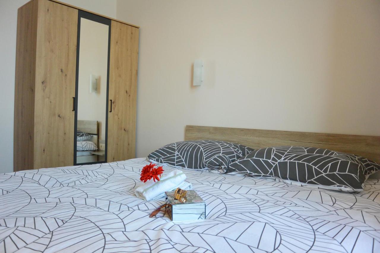 Center Vibes Lux Apartment Рийека Екстериор снимка