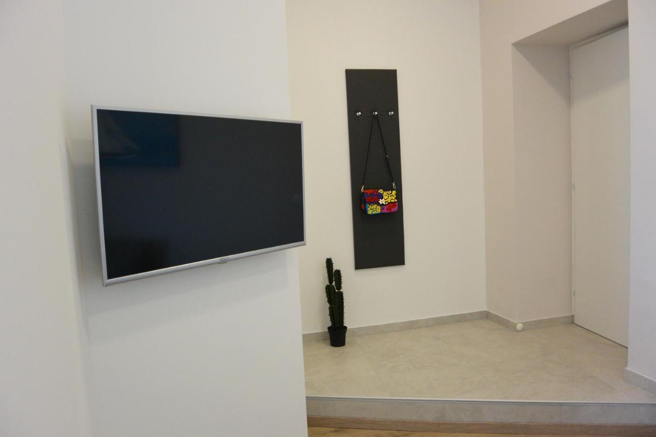 Center Vibes Lux Apartment Рийека Екстериор снимка
